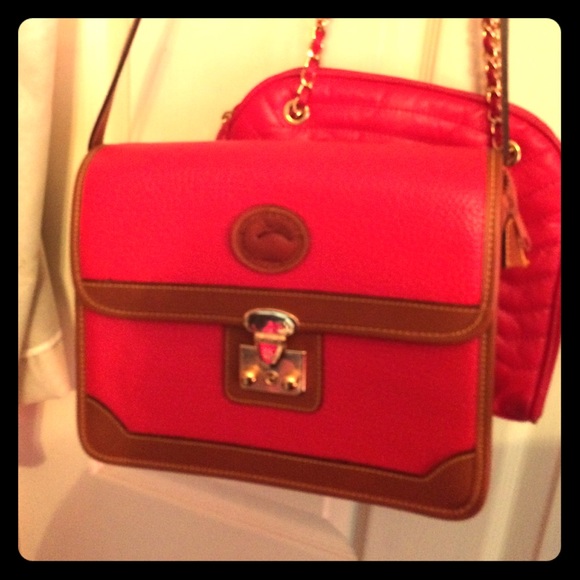 Dooney and Burke Red, all weather leather bag - Picture 1 of 2